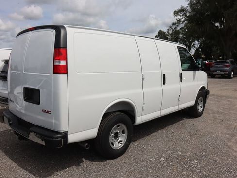 New 2025 GMC Savana 2500 w/ Driver Convenience Package image 4