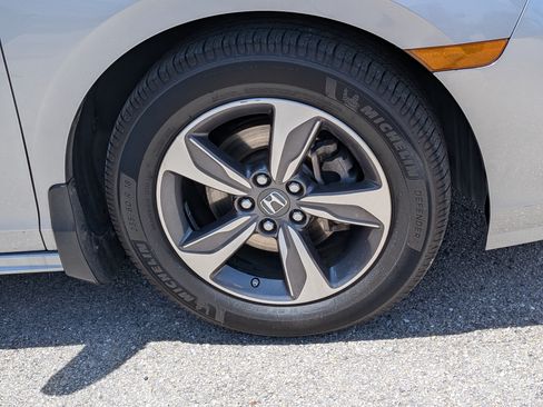 Used 2019 Honda Odyssey Touring image 11