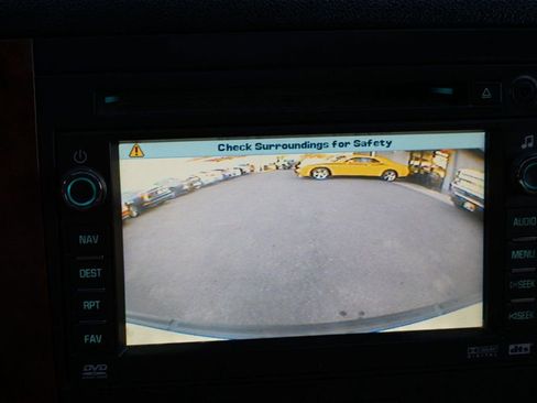 Used 2008 Chevrolet Tahoe LTZ w/ LTZ Preferred Equipment Group image 32