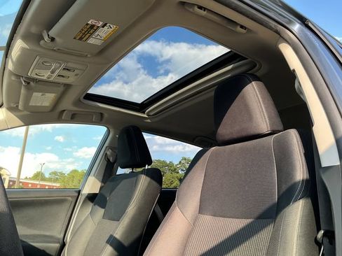 Used 2014 Toyota RAV4 XLE FWD image 20