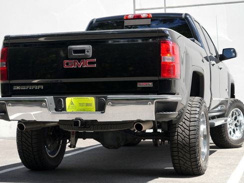Used 2014 GMC Sierra 1500 SLT w/ All-Terrain Package AWD/4WD image 4