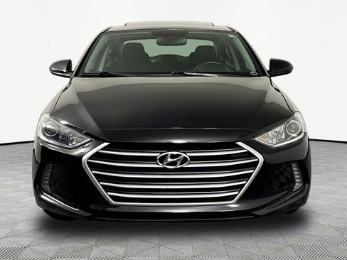 Used 2017 Hyundai Elantra Value Edition w/ Cargo Package FWD image 2