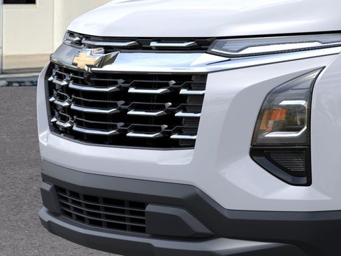 New 2026 Chevrolet Equinox LT w/ LPO, Floor Liner Package FWD image 37