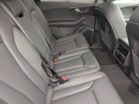 New 2026 Audi Q7 3.0T Premium Plus AWD/4WD image 35