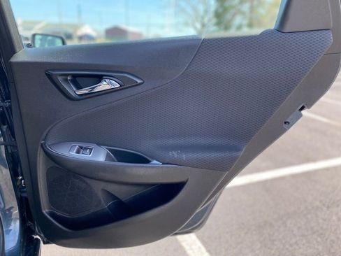 Used 2021 Chevrolet Malibu LT image 13