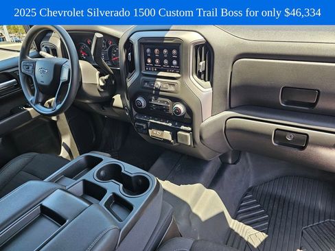 Used 2025 Chevrolet Silverado 1500 Custom Trail Boss AWD/4WD image 9