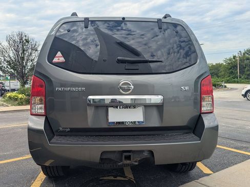 Used 2009 Nissan Pathfinder SE AWD/4WD image 4