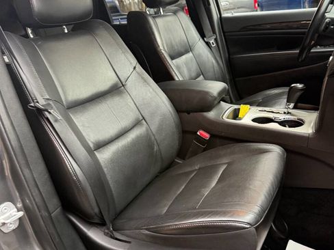 Used 2013 Jeep Grand Cherokee Laredo image 20