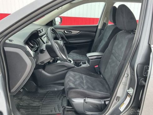 Used 2014 Nissan Rogue S image 21