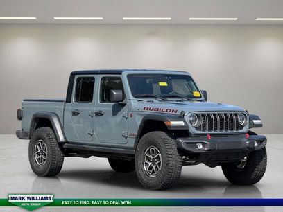 Used 2024 Jeep Gladiator Rubicon w/ Technology Group