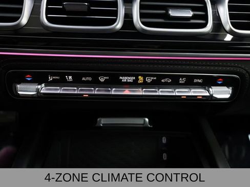 Used 2026 Mercedes-Benz Maybach GLS 600 4MATIC image 41