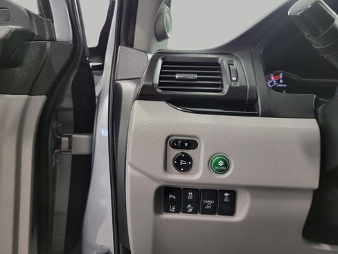 Used 2019 Honda Ridgeline RTL-E image 11