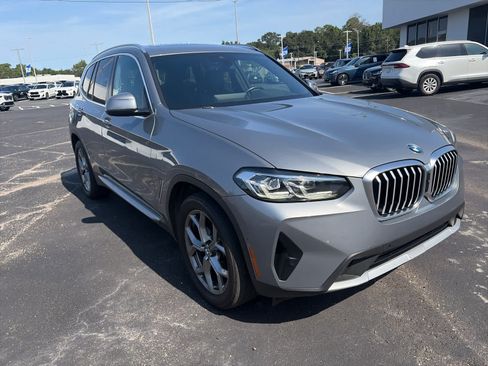 Used 2024 BMW X3 sDrive30i w/ Premium Package RWD image 3
