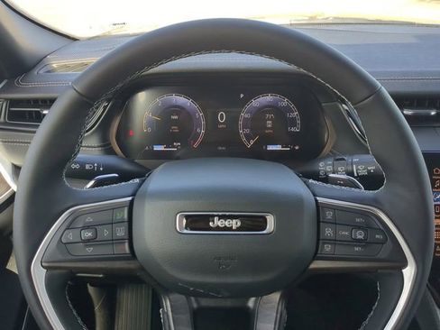 New 2026 Jeep Grand Cherokee Limited RWD image 34