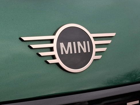 Certified 2025 MINI Cooper S image 27