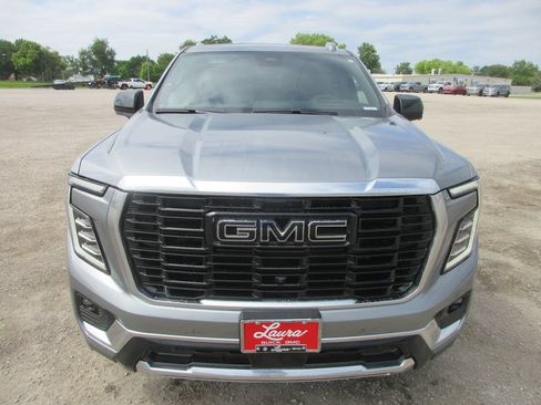 New 2026 GMC Yukon XL Denali w/ Denali Reserve Package AWD/4WD image 10