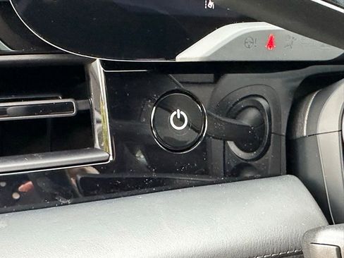 Used 2026 Porsche Taycan 4S image 36