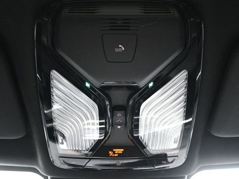 Used 2019 BMW X5 xDrive40i w/ M Sport Package image 21