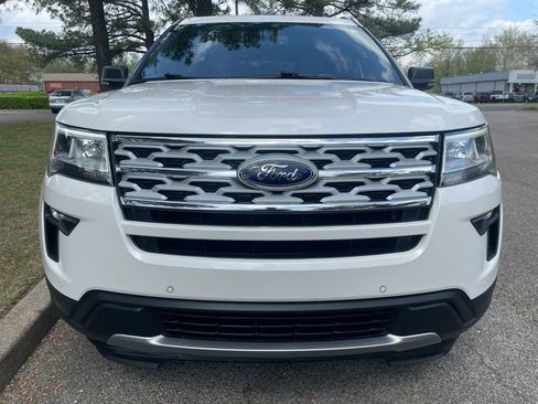 Used 2019 Ford Explorer XLT w/ Equipment Group 202A image 8
