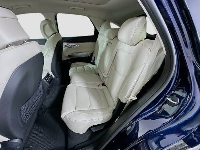 New 2026 Genesis GV70 2.5T Select AWD/4WD image 17