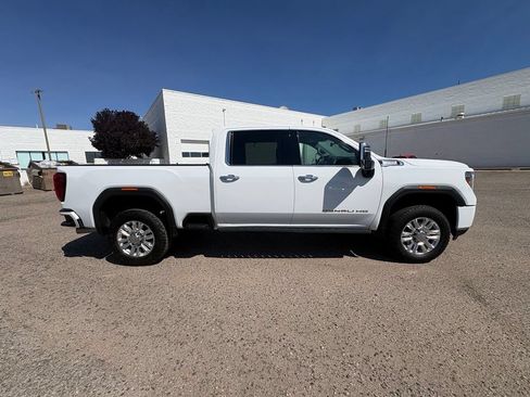 Used 2022 GMC Sierra 3500 Denali w/ Denali Ultimate Package AWD/4WD image 7