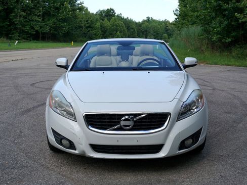 Used 2011 Volvo C70 T5 image 8