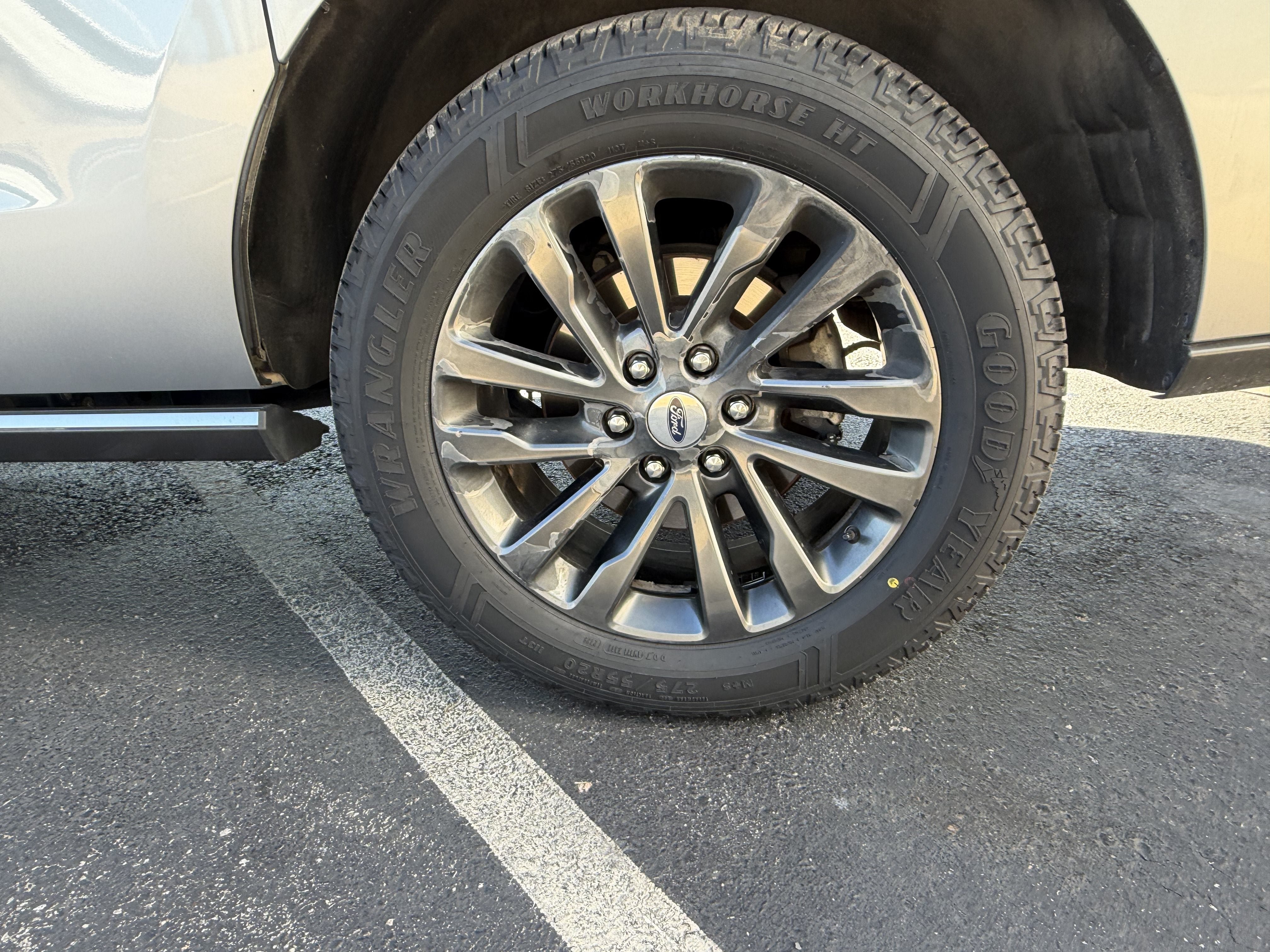 Used 2021 Ford Expedition Max Limited AWD/4WD image 11