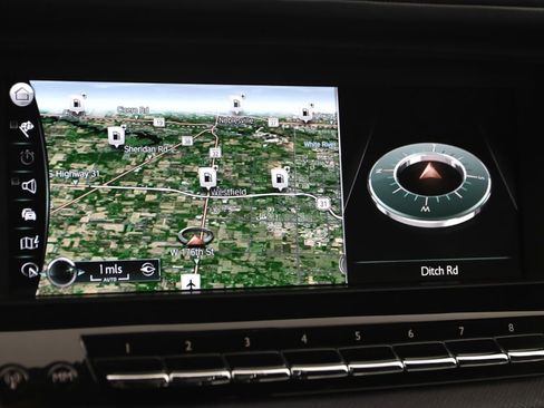 Used 2024 Rolls-Royce Cullinan Black Badge AWD/4WD image 10