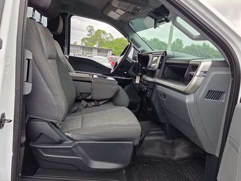 Used 2024 Ford F250 XL AWD/4WD image 13