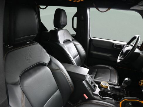 Used 2023 Ford Bronco Badlands w/ Sasquatch Package AWD/4WD image 36