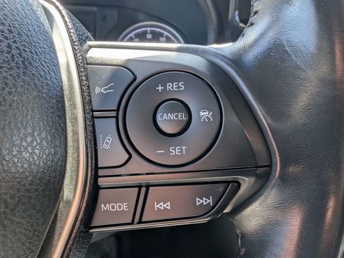 Used 2021 Toyota Venza LE w/ Carpet Mat Package (TMS) AWD/4WD image 27