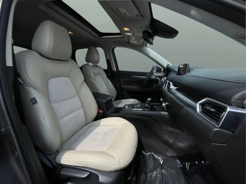 Used 2017 MAZDA CX-5 Touring w/ Preferred Equipment Package FWD image 12