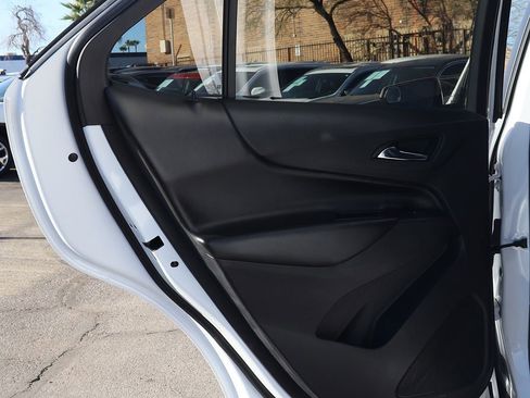 Used 2022 Chevrolet Equinox LT image 29