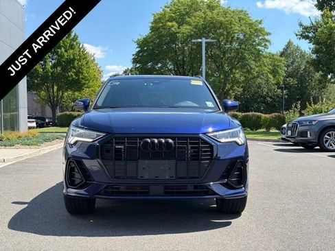 Used 2023 Audi Q3 2.0T Premium w/ Black Optic Sport Package AWD/4WD image 2