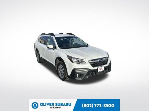 Certified 2022 Subaru Outback Premium image 1