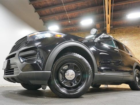 Used 2021 Ford Explorer 4WD Police Interceptor image 3
