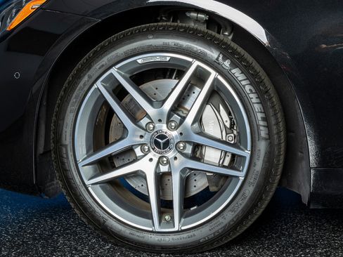 Used 2020 Mercedes-Benz S 560 Sedan image 35