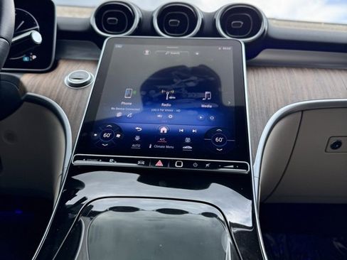 Used 2024 Mercedes-Benz C 300 Sedan image 28