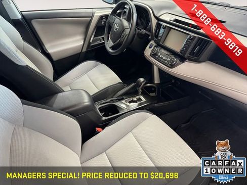 Used 2018 Toyota RAV4 XLE image 4