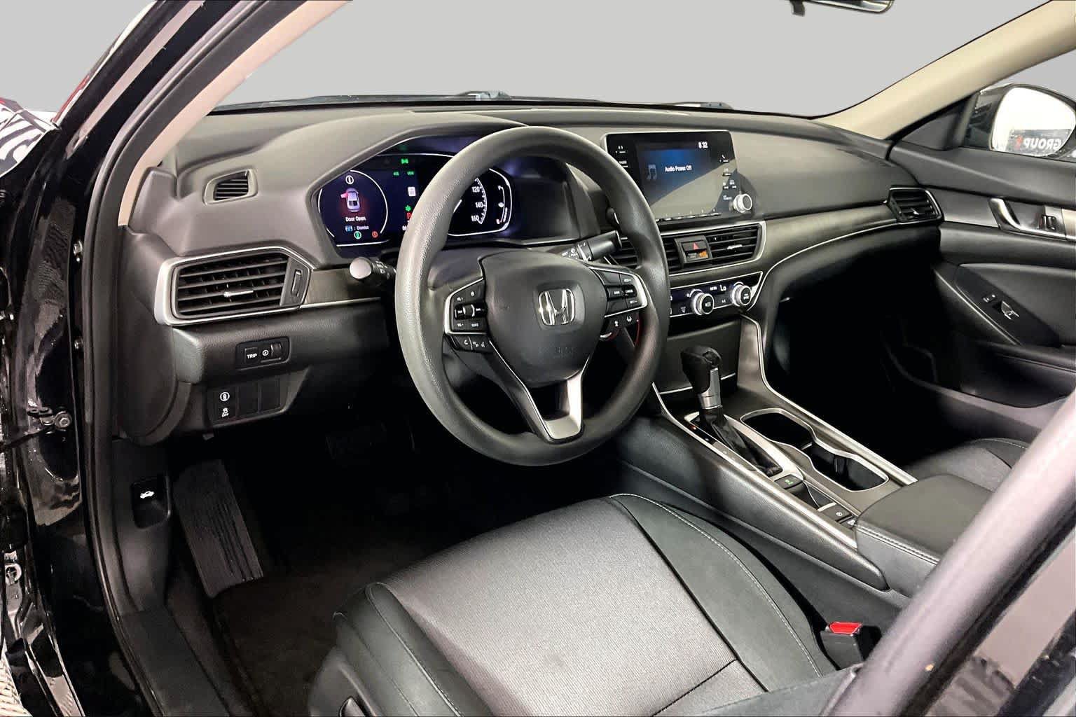 Used 2019 Honda Accord LX image 16