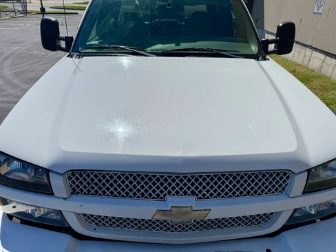 Used 2004 Chevrolet Silverado 3500 4x4 Crew Cab w/ Heavy-Duty Power Package image 40