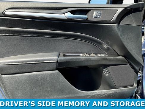 Used 2018 Ford Fusion Titanium FWD image 20