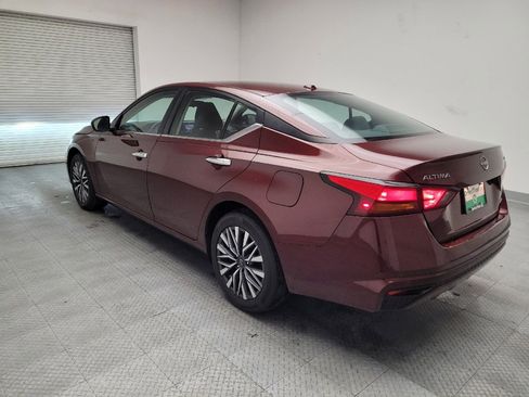 Used 2023 Nissan Altima 2.5 SV image 5