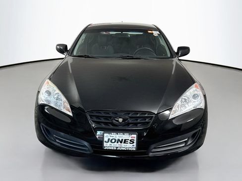 Used 2011 Hyundai Genesis 2.0T RWD image 7