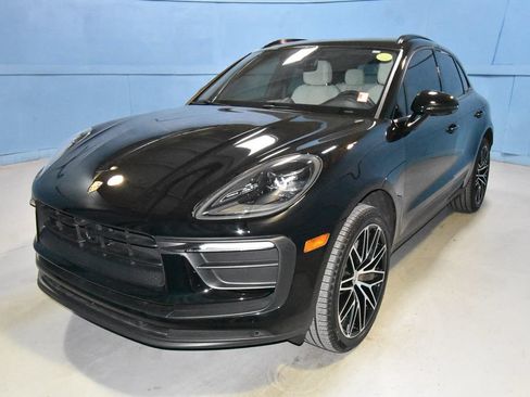 Used 2023 Porsche Macan Turbo AWD/4WD image 1