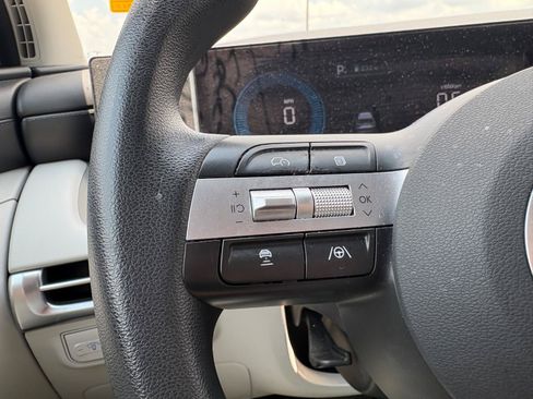 Used 2025 Hyundai Tucson SEL FWD image 36