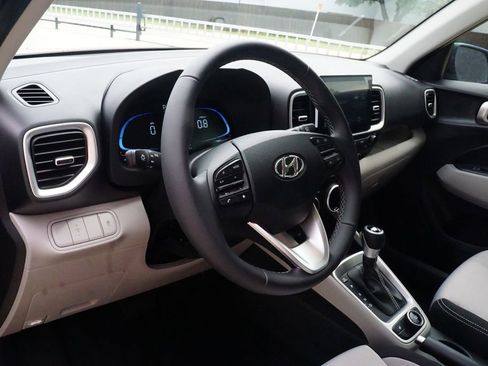 New 2026 Hyundai Venue SEL FWD image 20
