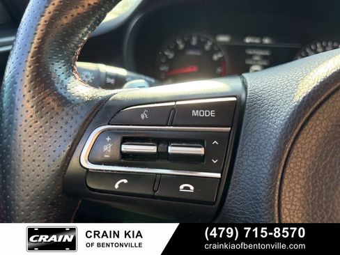 Used 2018 Kia Stinger GT2 AWD/4WD image 17