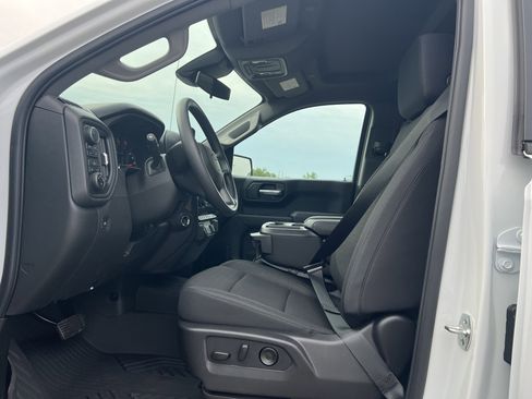 New 2026 Chevrolet Silverado 1500 Custom Trail Boss w/ Turbomax Blackout Package image 5