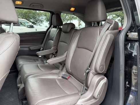 Used 2019 Honda Odyssey EX-L image 18